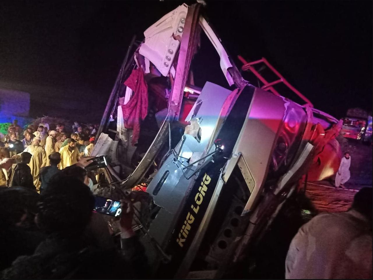 Quetta-Karachi highway accident 15 dead, 10 injured