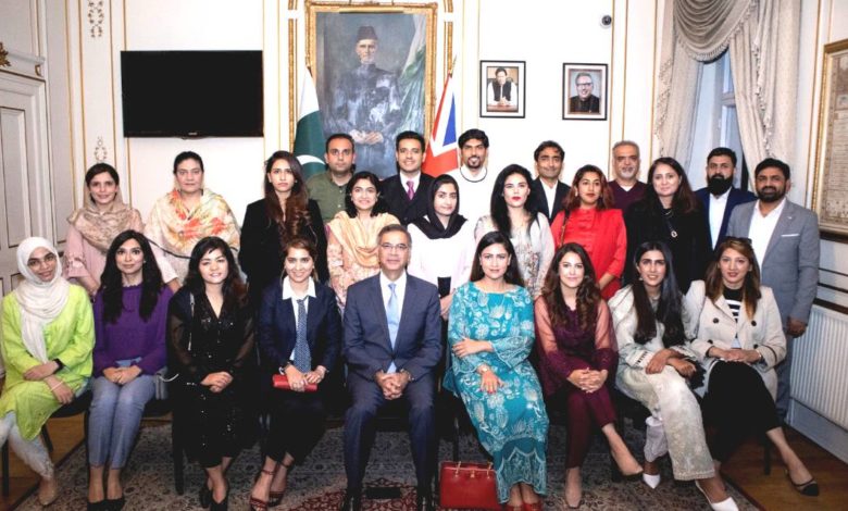 Chevening and Commonwealth Scholars from Pakistan hosted at the High Commission