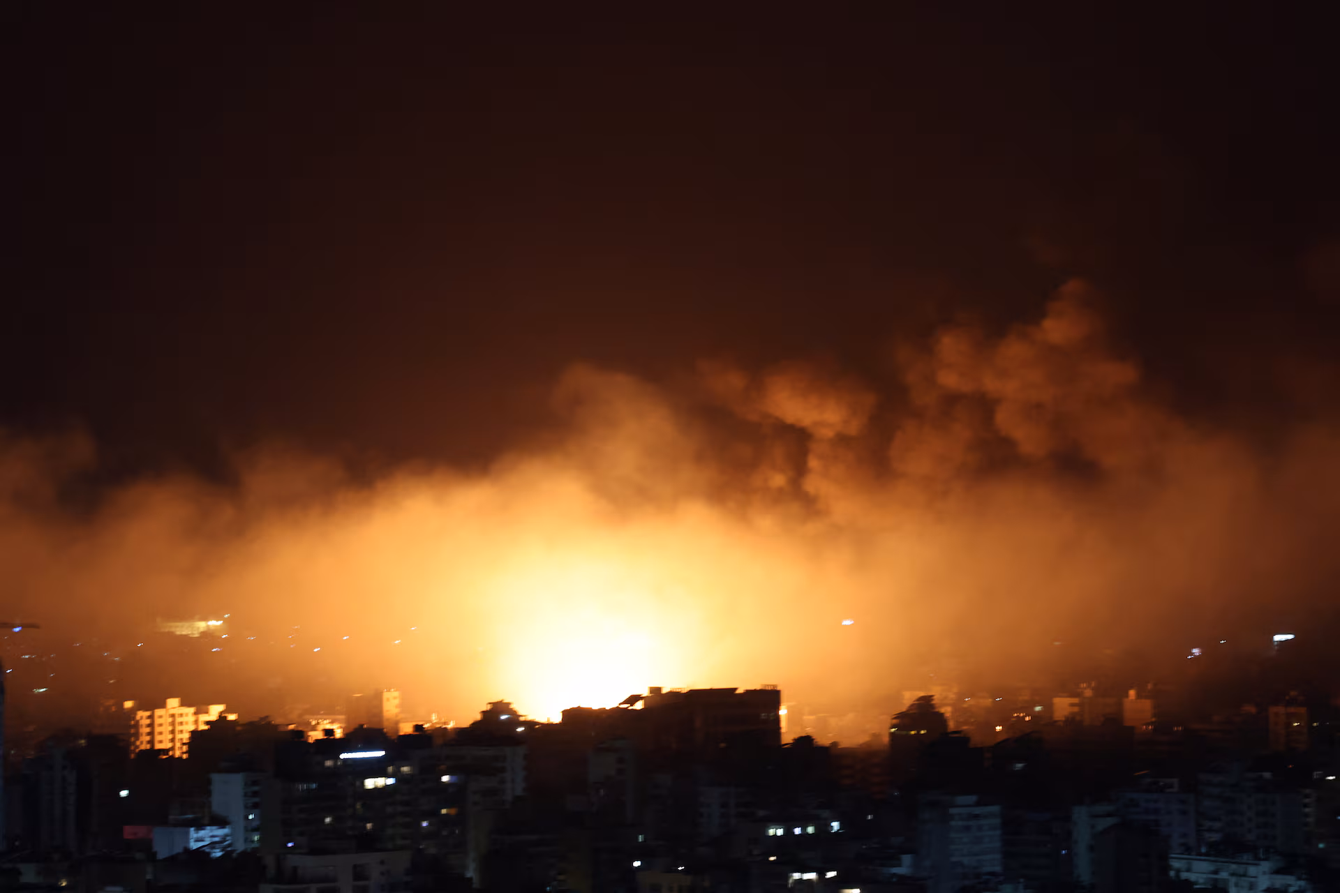 Israel Bombs Beirut, Killing Six Amid Escalating Clashes with Hezbollah