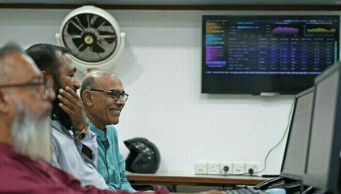 KSE-100 Becomes Top Asset Class in FY25 With 55% Return